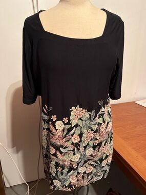 J.Jill Tunic Wearever Rayon Blnd Short Slv  Square Neck Black-multi Print Size L